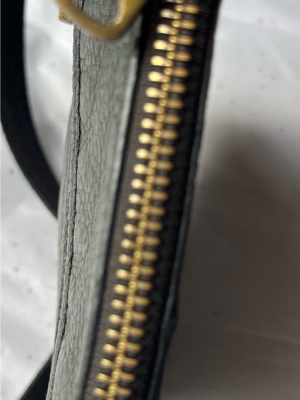Fossil dark green Leather Crossbody Bag with Front Zip Pocket - Picture 5 of 7